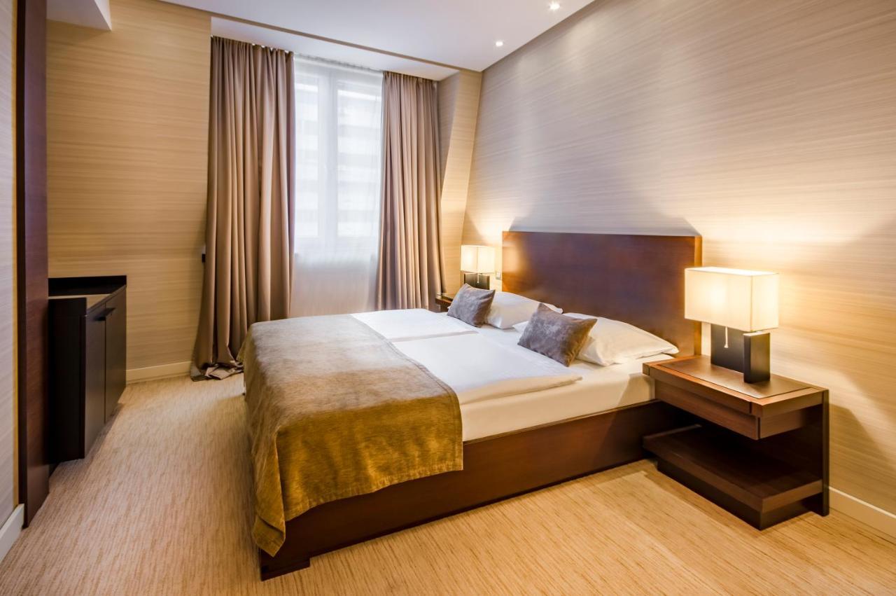 Hotel Residence ซาเกร็บ ภายนอก รูปภาพ