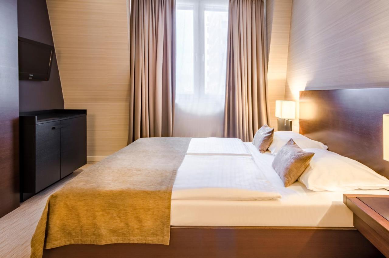 Hotel Residence ซาเกร็บ ภายนอก รูปภาพ